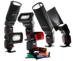 Фотооборудование, фототехника: объективы, вспышки, батарейные блоки, радиосинхронизаторы, аксессуары для вспышек