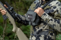 aksesuari-hawke-sumka-dlya-binoklya-z-remenyami-binocular-harness-pack-99401-fotofox.com.ua-2.jpg