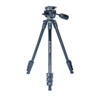 Vesta 204AP - это удобный в использовании, легкий и компактный штатив