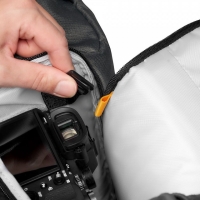 ryukzak-lowepro-fastpack-bp-250-aw-iii-grey-lp37332-pww-14.jpg