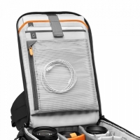 ryukzak-lowepro-flipside-bp-400-aw-iii-dark-grey-lp37353-pww-fotofox.com.ua-14.jpg
