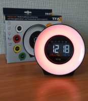 budilnik-svetilnik-tfa-mood-light-zvuki-prirody-menyaet-tsveta-adapter-138x92x139-mm-fotofox.com.ua-9.jpg