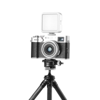 videosvitlo-ulanzi-vijim-mini-led-video-light-white-uv-2215-vl49-white-uv-2215-fotofox.com.ua-7.jpg