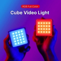 videosvitlo-ulanzi-vijim-rechargeable-mini-rgb-light-uv-b01001-vl49-rgb-pro-uv-b01001-fotofox.com.ua-2.jpg