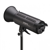 postijne-svitlo-visico-led-200t-iii-fotofox-7.jpg