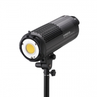 postijne-svitlo-visico-led-300t-iii-fotofox-7.jpg