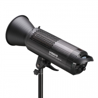 postijne-svitlo-visico-led-300t-iii-fotofox-8.jpg
