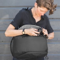 ryukzak-peak-design-everyday-backpack-zip-20l-black-bedbz-20-bk-2-fotofox.com.ua-11.jpg