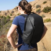 ryukzak-peak-design-everyday-backpack-zip-20l-black-bedbz-20-bk-2-fotofox.com.ua-8.jpg