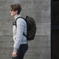 ryukzak-peak-design-everyday-backpack-zip-20l-black-bedbz-20-bk-2-fotofox.com.ua-9.jpg