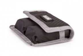 chekhol-dlya-akkumulyatorov-think-tank-dslr-battery-holder-2-fotofox.com.ua-1