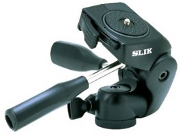 Штативная головка Slik Pro 700 DX Head оптимально подходит к большим профессиональным и карбоновым штативам с крепежной резьбой 3/8 дюйма. К особенностям головки Slik Pro 700 DX Head можно отнести 4-и степени свободы, вес – 1 кг, пробковое покрытие кругл