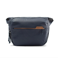 sumka-peak-design-everyday-sling-6l-midnight-beds-6-mn-3-1