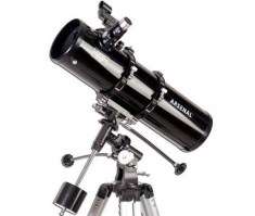 Телескоп Arsenal 130/650 EQ2, рефлектор Ньютона - светосильный рефлектор Ньютона с параболическим главным зеркалом для наблюдения за небесными светилами. Телескоп поставляется на устойчивой экваториальной монтировке EQ2 немецкого типа, отлично приспособл